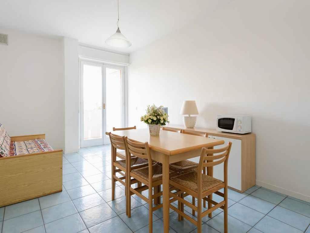 Apartment In Lignano Sabbiadoro 21783 エクステリア 写真